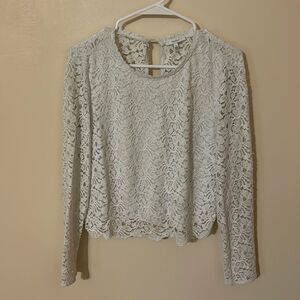 Aritzia Talula Cream Lace Long Sleeve Blouse size medium